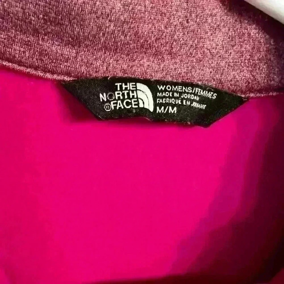 The North Face women’s bright pink pullover - Picture 2 of 3